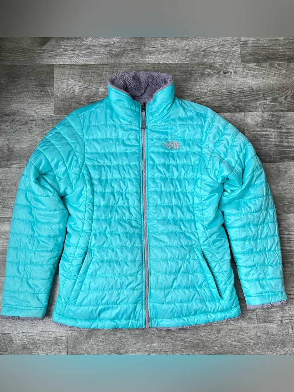 THE NORTH FACE GIRL'S
POLYESTER REVERSIBLE ZIP
POCKETS JACKET SIZE XL/TG/18